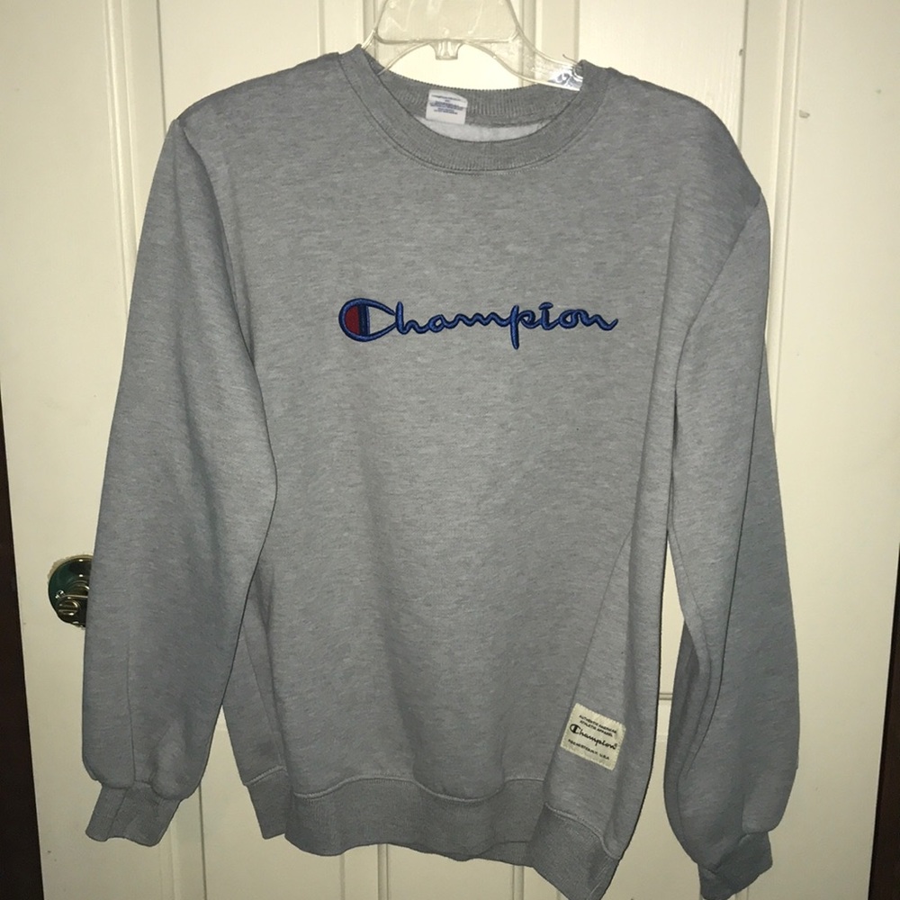 Champion Crew Neck- Fits Small/Medium
